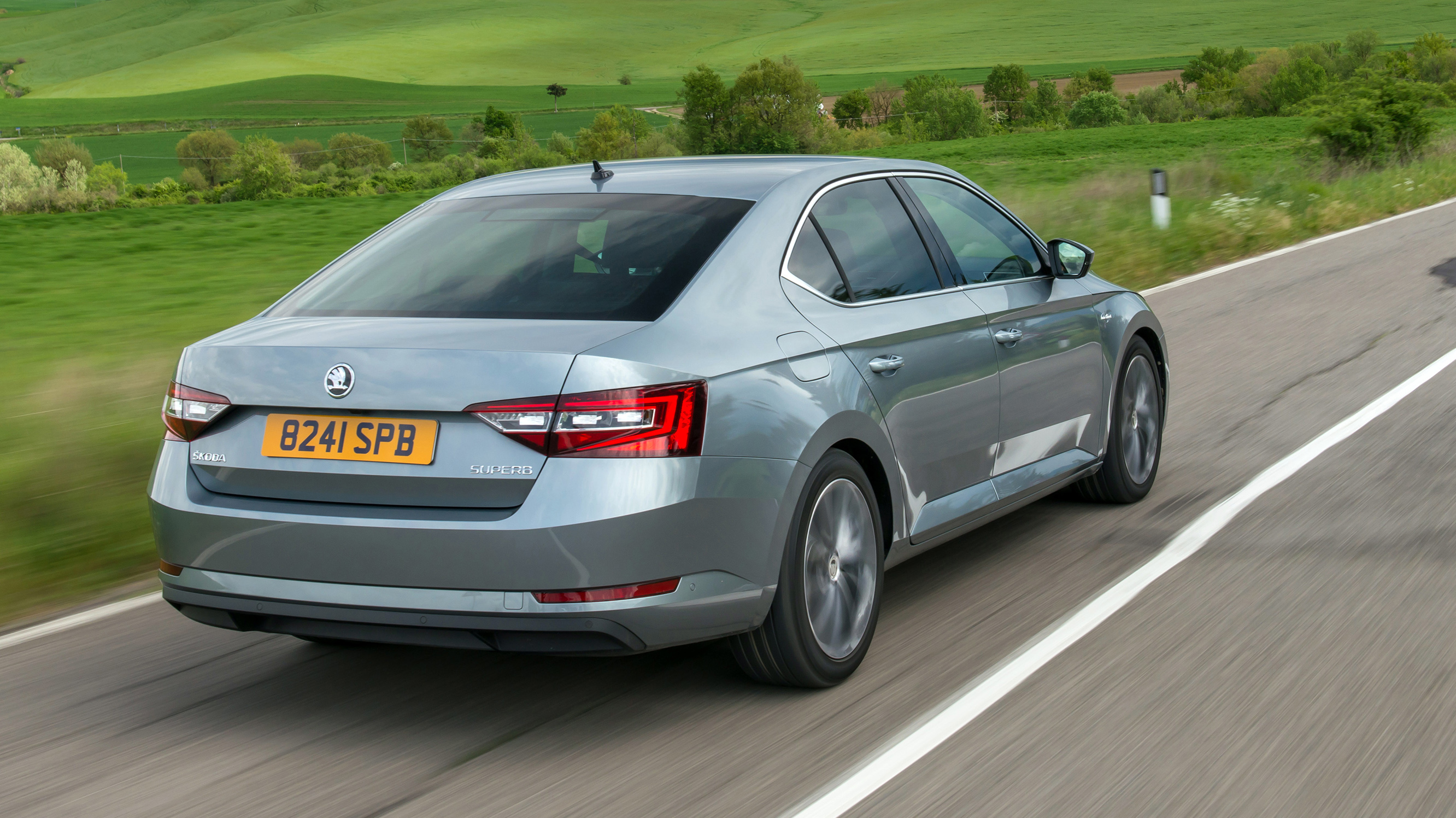 Skoda Superb Review 2024