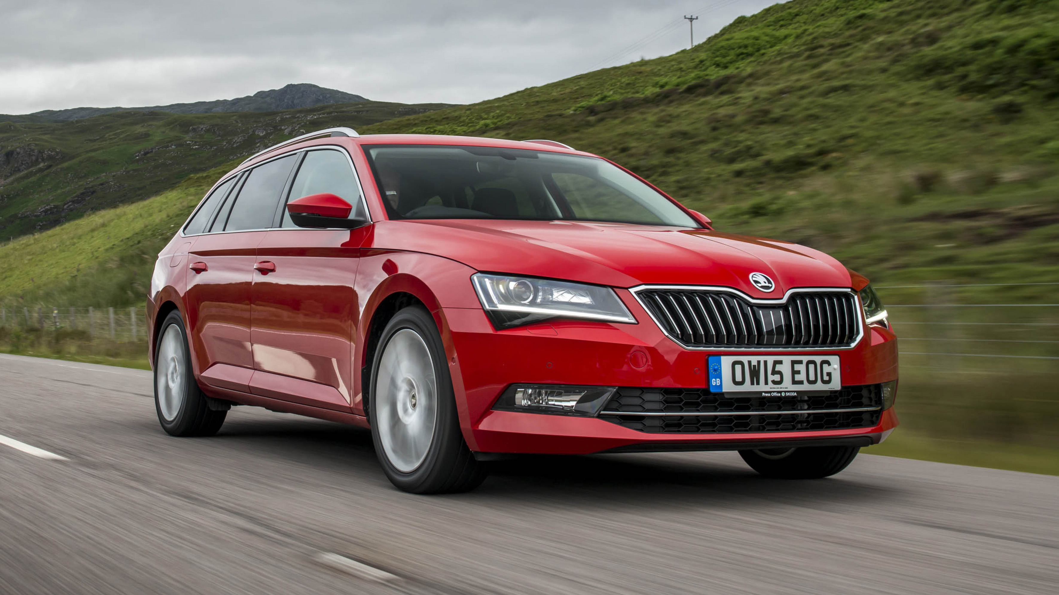 skoda superb estate boot cover
