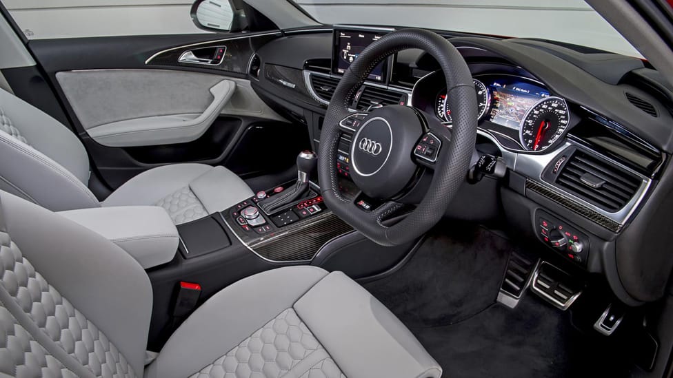 Audi RS6 (2013) Interior Layout & Technology | Top Gear