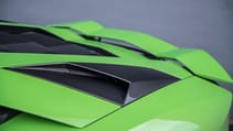 aventador-s_green_064.jpg