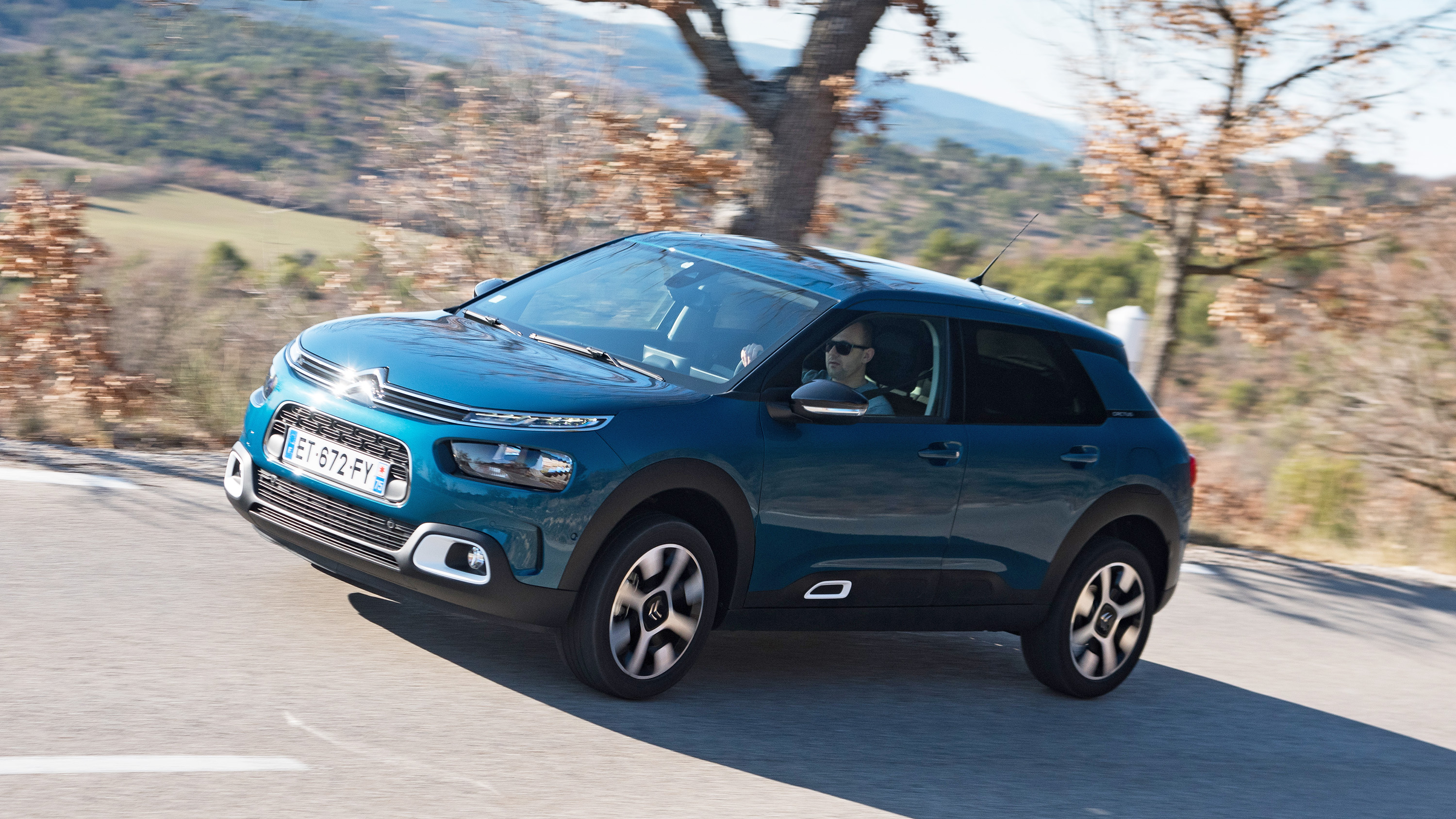 Citroen concept refits C4 Cactus production model for 118 mpg - CNET