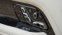 rr_swb_phev_136.jpg