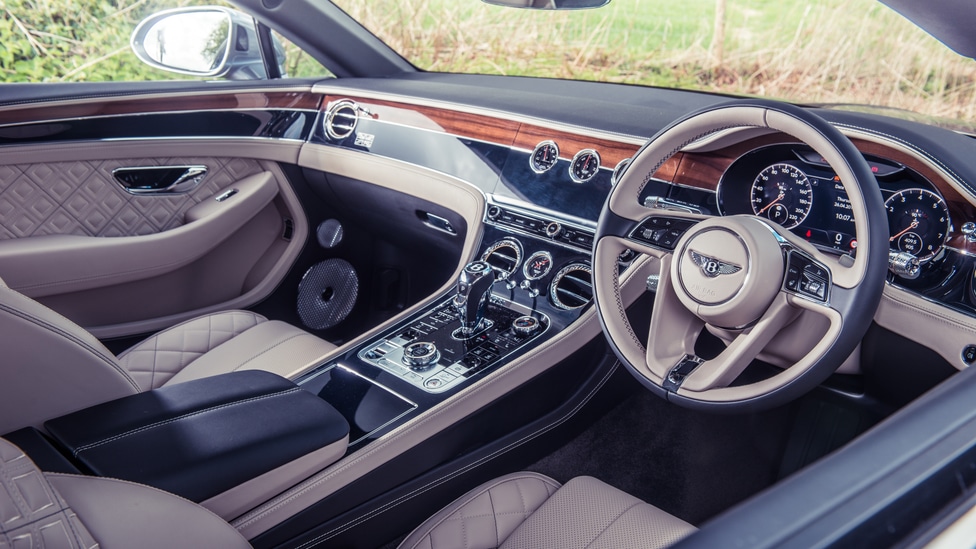 Bentley Continental GT Interior Layout & Technology | Top Gear