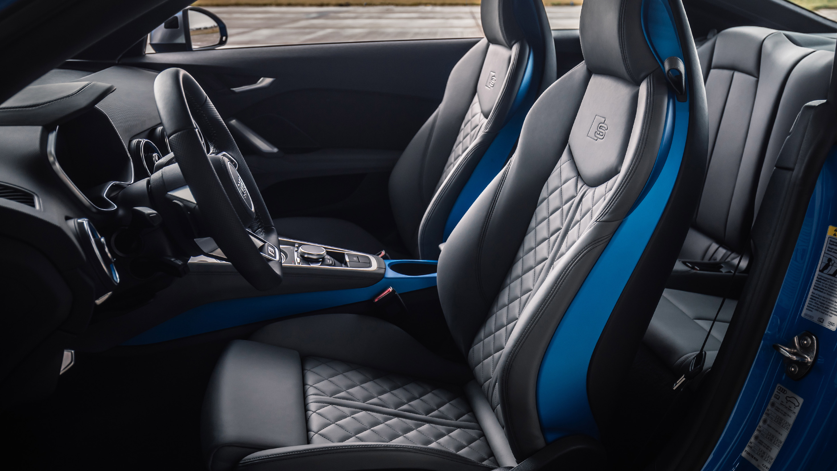 tt rs seats
