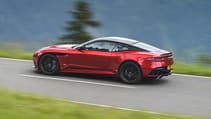 am_dbs_superleggera_hyper_red_044_28112.jpg