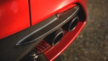am_dbs_superleggera_hyper_red_104_28172.jpg