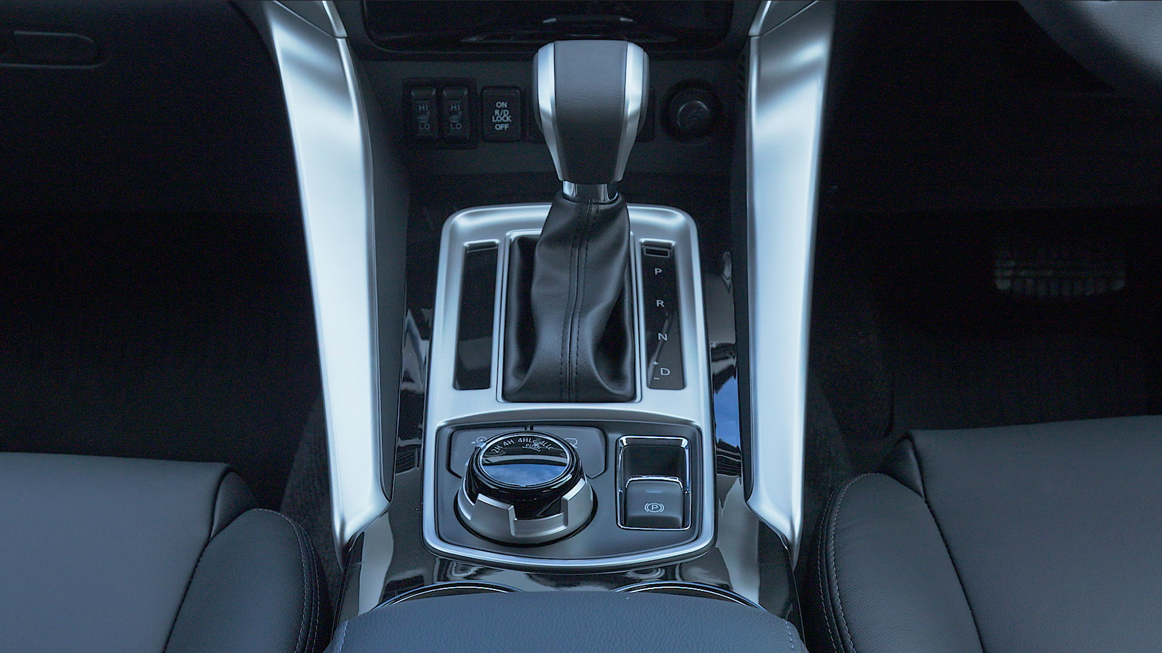 mitsubishi_shogun_sport_gearbox.jpg
