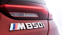 bmw_8_coupe_140.jpg