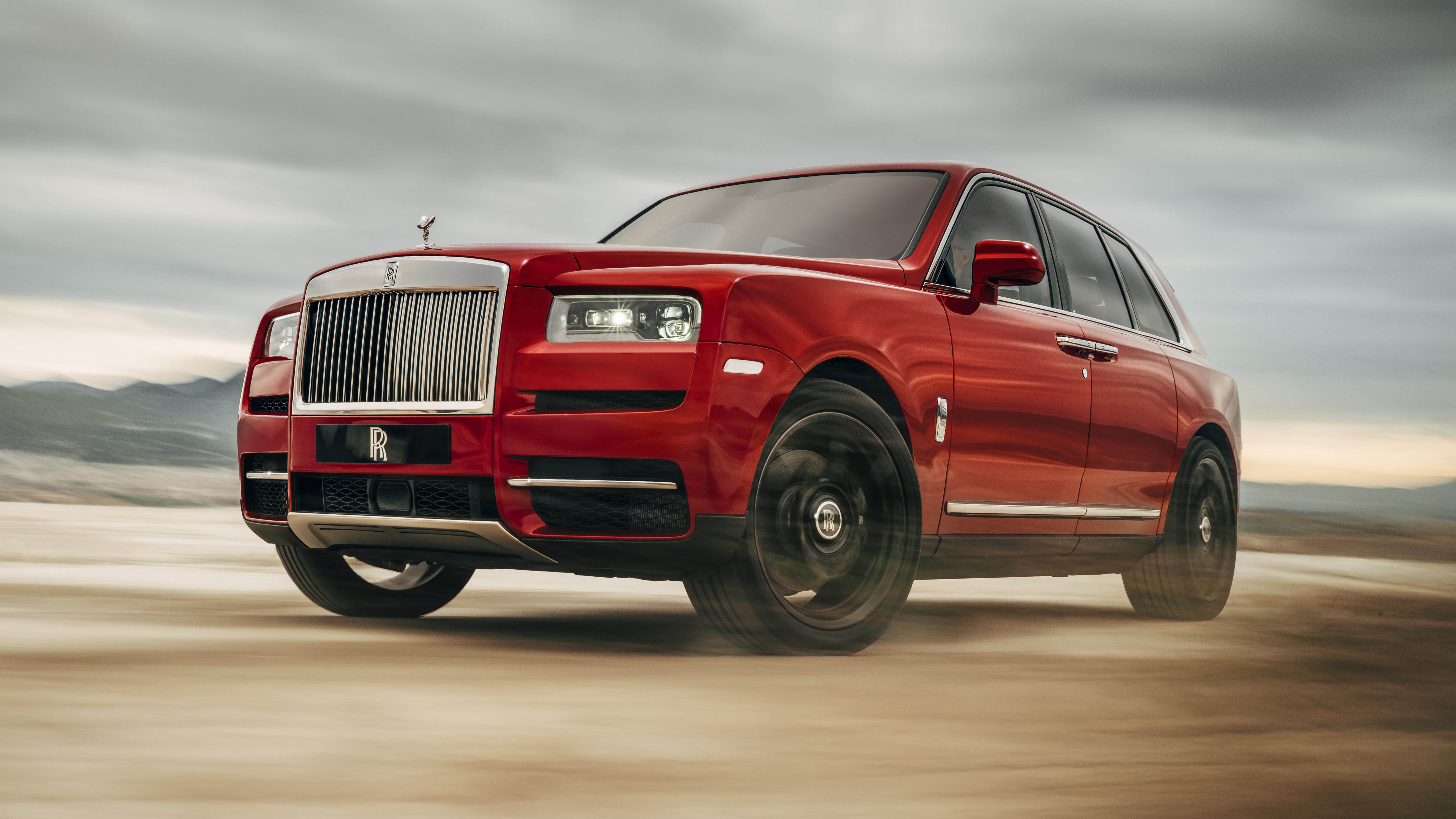 Rolls-Royce Cullinan Review 2023