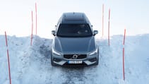 247793_volvo_v60_cross_country_t5_awd_at_the_obstacle_course_in_lule_sweden.jpg
