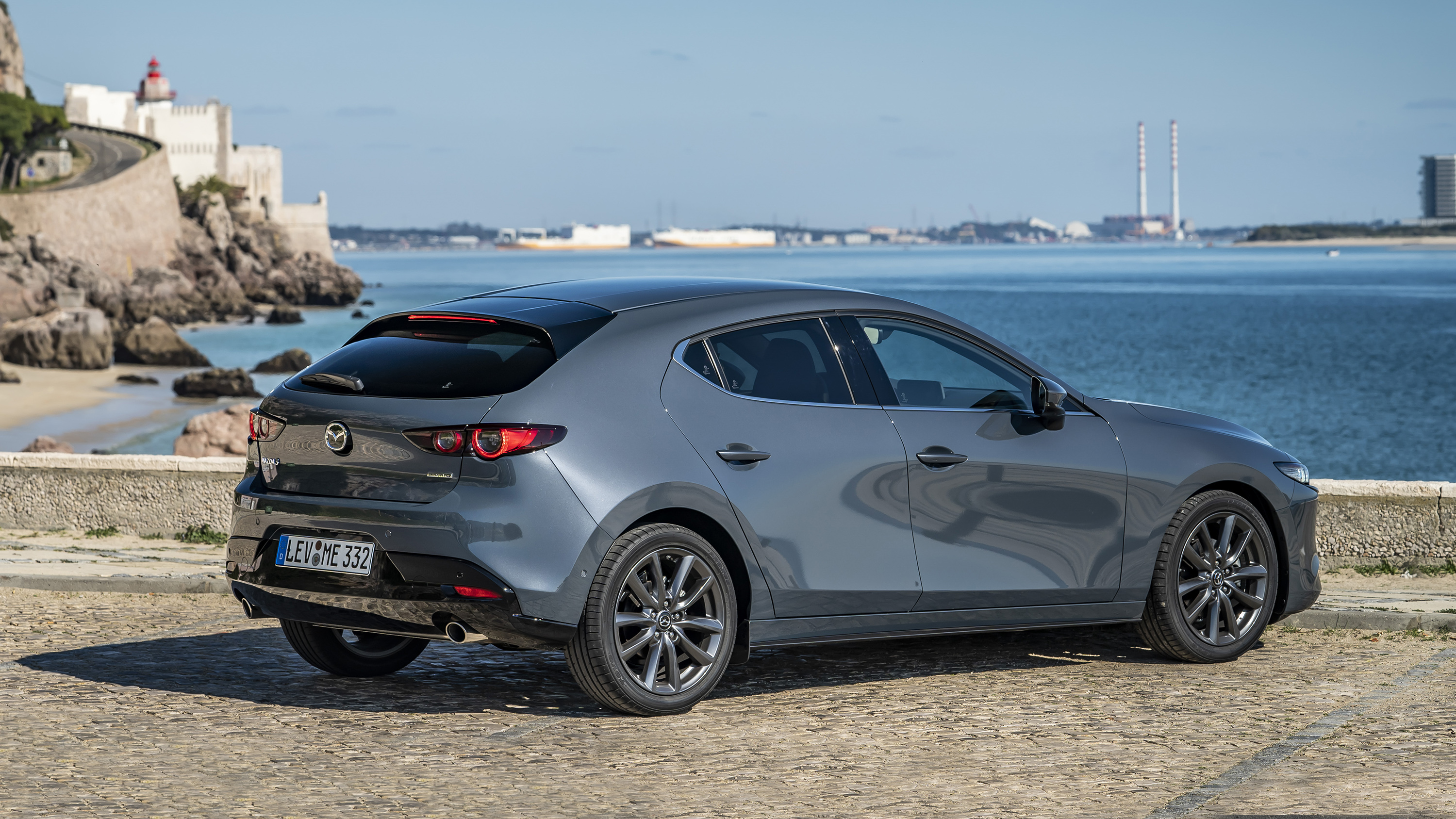 snap bezoeker Ongeldig Mazda 3 Review 2022 | Top Gear