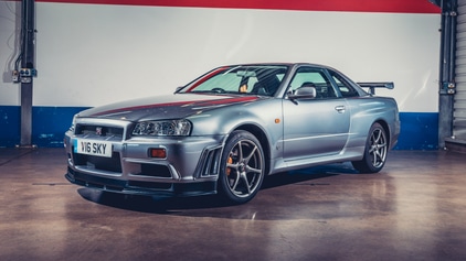 Nissan Skyline (R34) Interior Layout & Technology | Top Gear