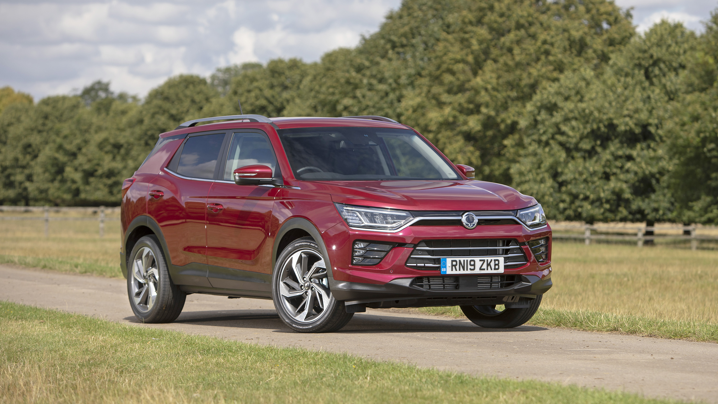 KGM Korando &ndash; przykład SUV-a marki KGM w wynajmie długoterminowym Car Lease Polska