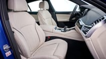 097_bmw_x6_m50i.jpg