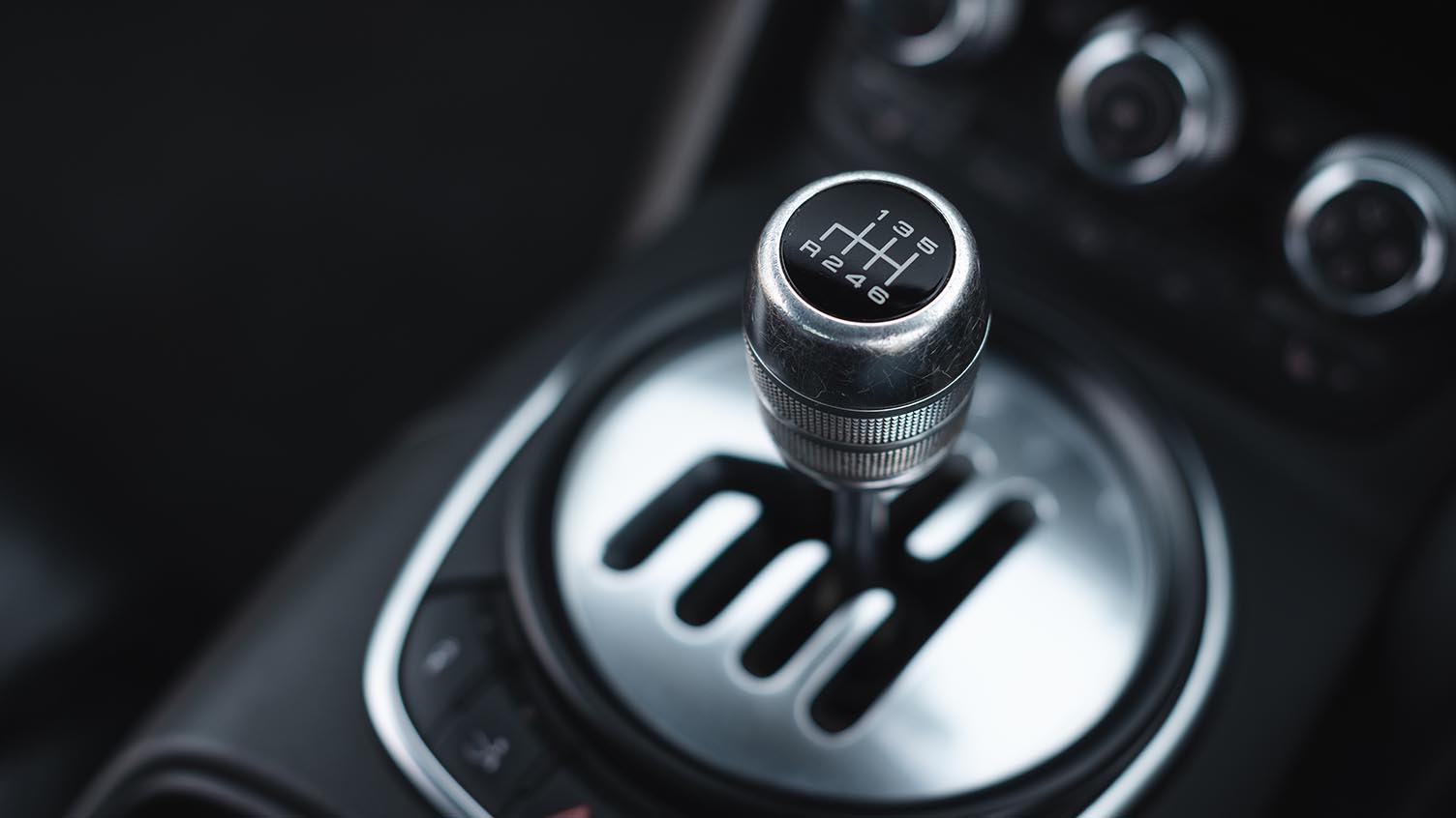 Audi r8 outlet gear stick