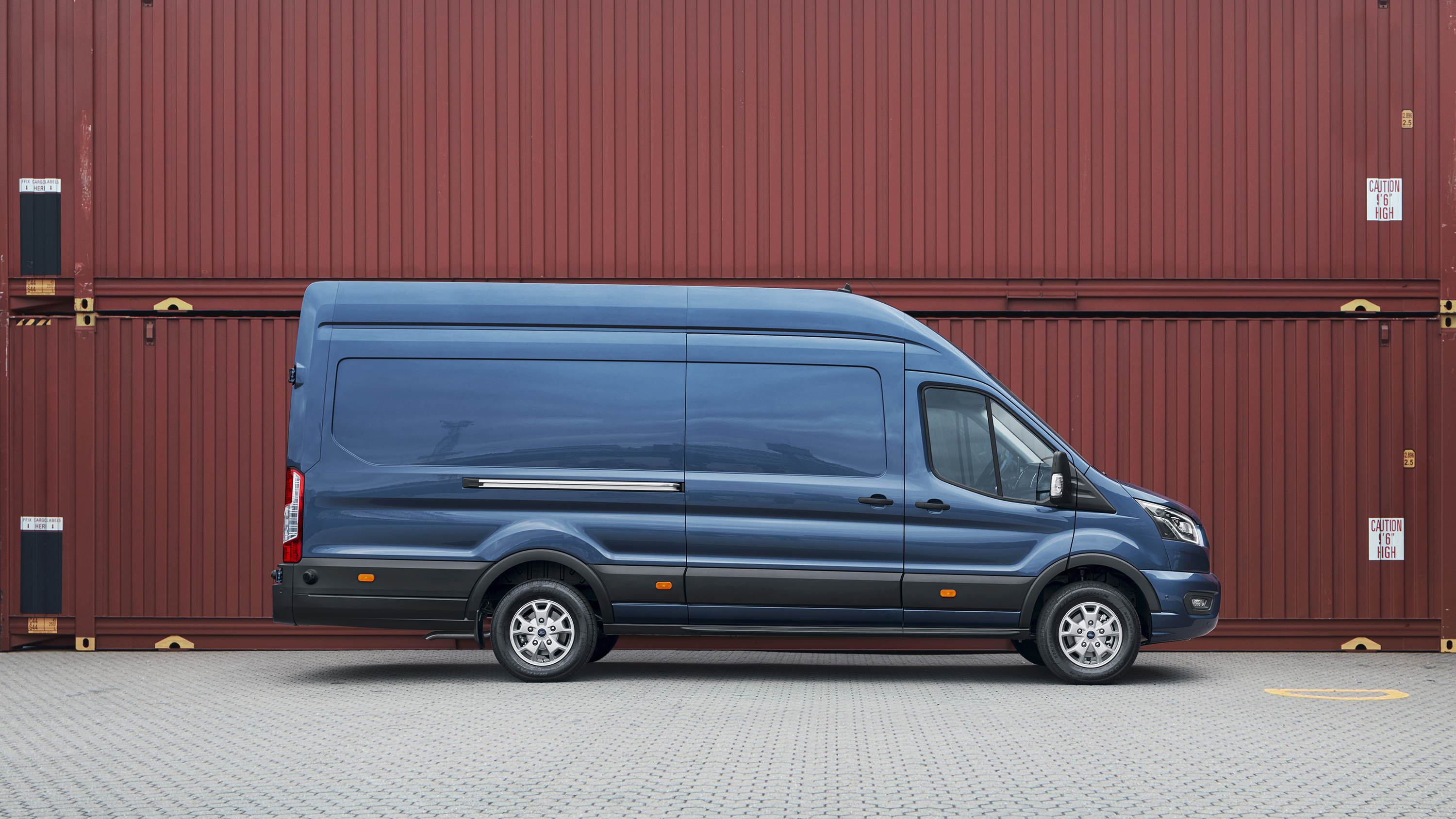 2018_ford_transit_14.jpg