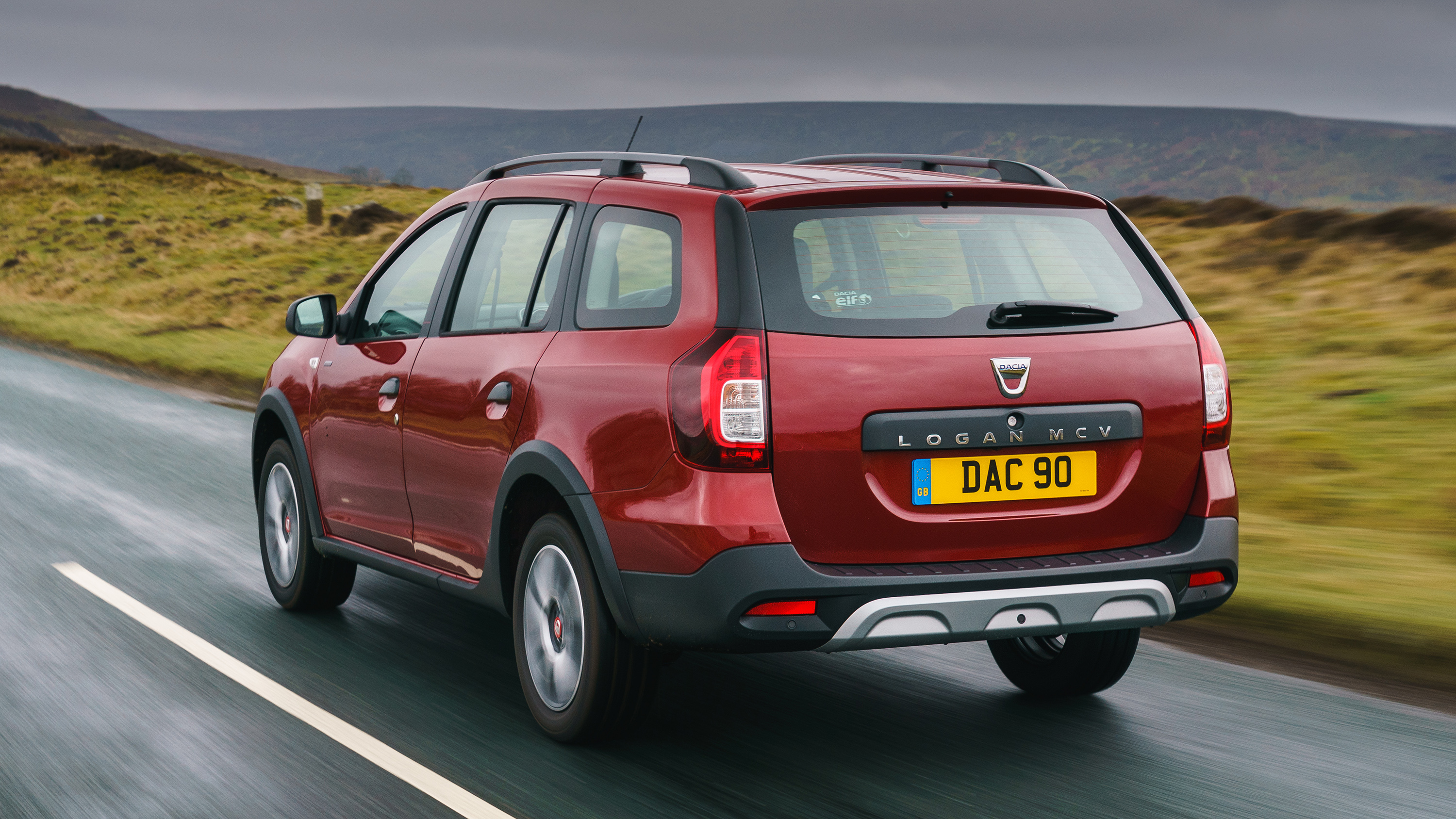 Dacia Logan MCV Review 2026 | Top Gear, image size:3000x1688
