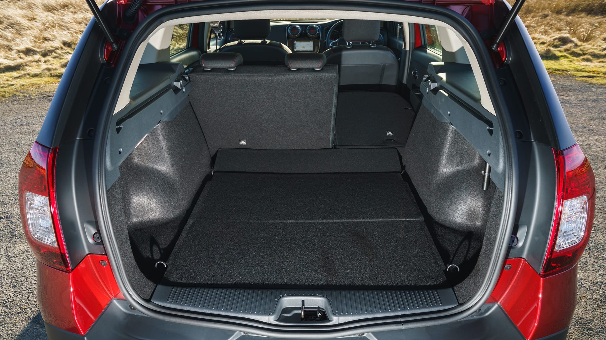 Dacia Logan Mcv Dimensions Coffre Is This Car The Cargo King Find Out - 43zmlbg