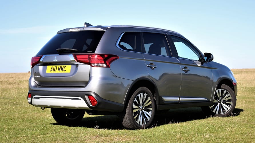 Mitsubishi Outlander Review 2024 Top Gear