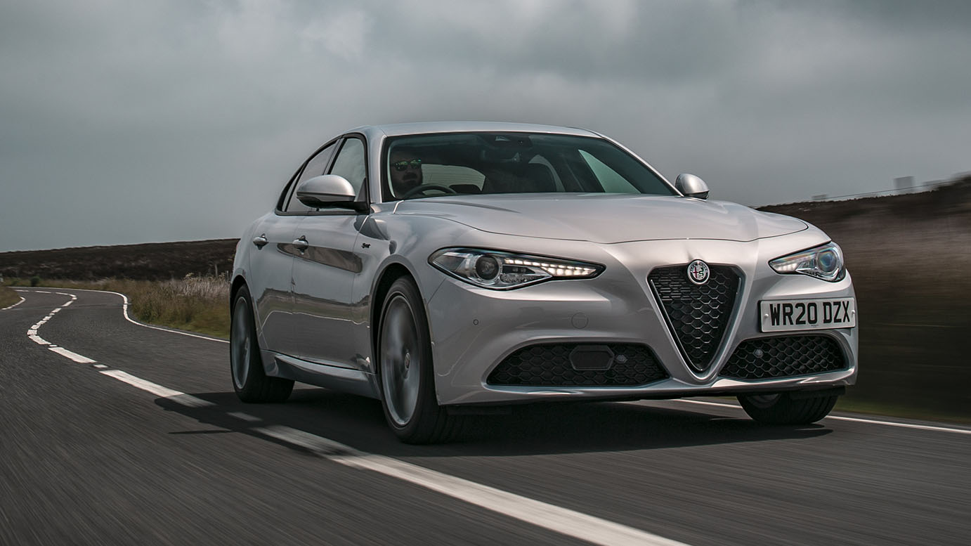 Negen Allemaal Bestuiven Alfa Romeo Giulia Review 2022 | Top Gear