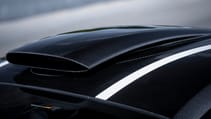 mclaren_620r_media_drives_01_4.jpg