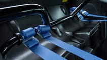 mclaren_620r_media_drives_16_5.jpg