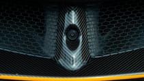 mclaren_620r_media_drives_21_4.jpg
