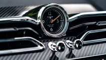 new_bentayga_-_orange_flame_23.jpg