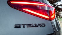 stelvio_nero_edizione0014.jpg