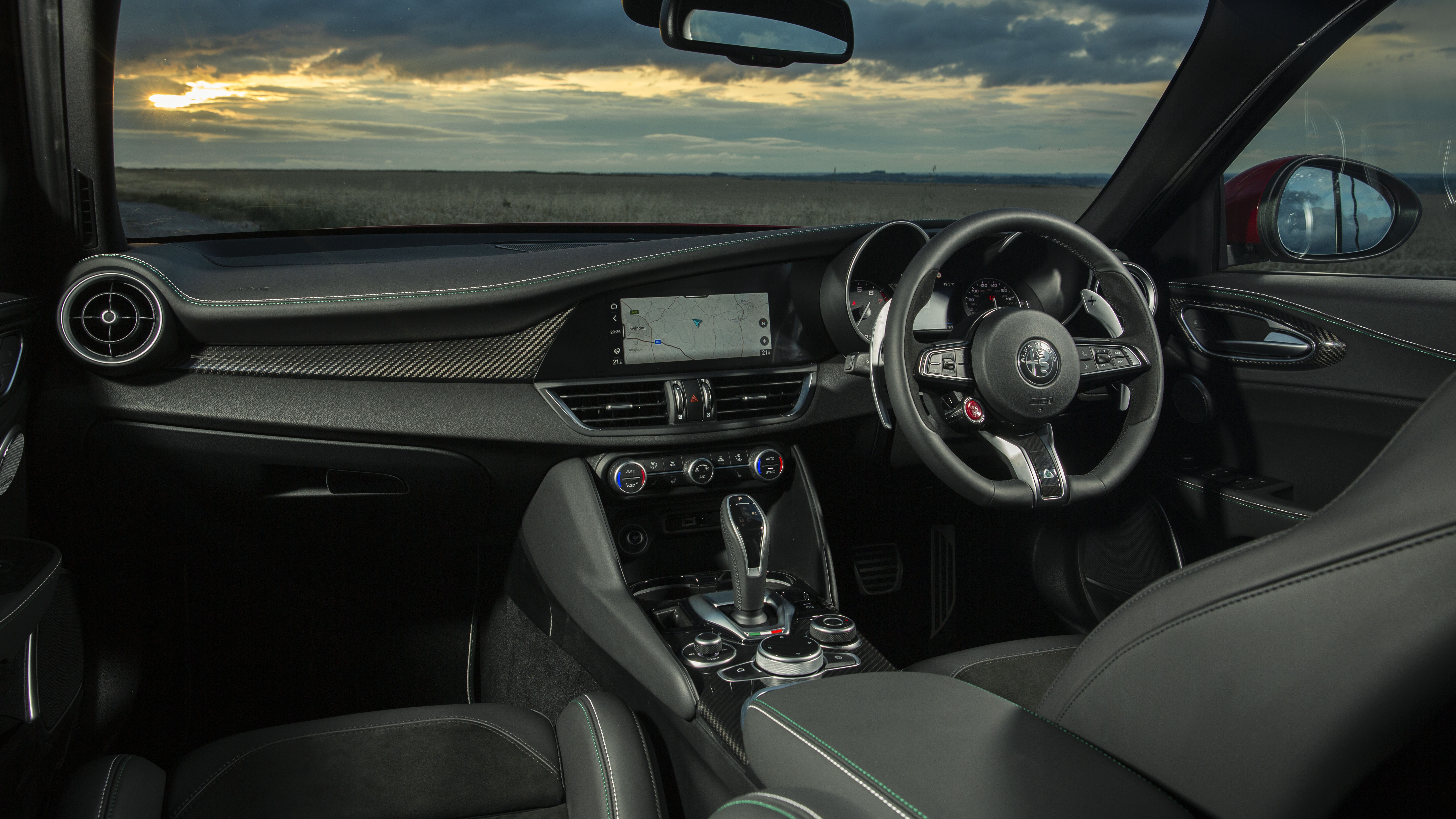 Alfa Romeo Giulia Quadrifoglio Interior