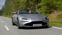 aston_martin_vantage_roadster_-_spirit_silver_87_0.jpg