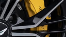 aston_martin_vantage_roadster_-_yellow_tang_73_0.jpg