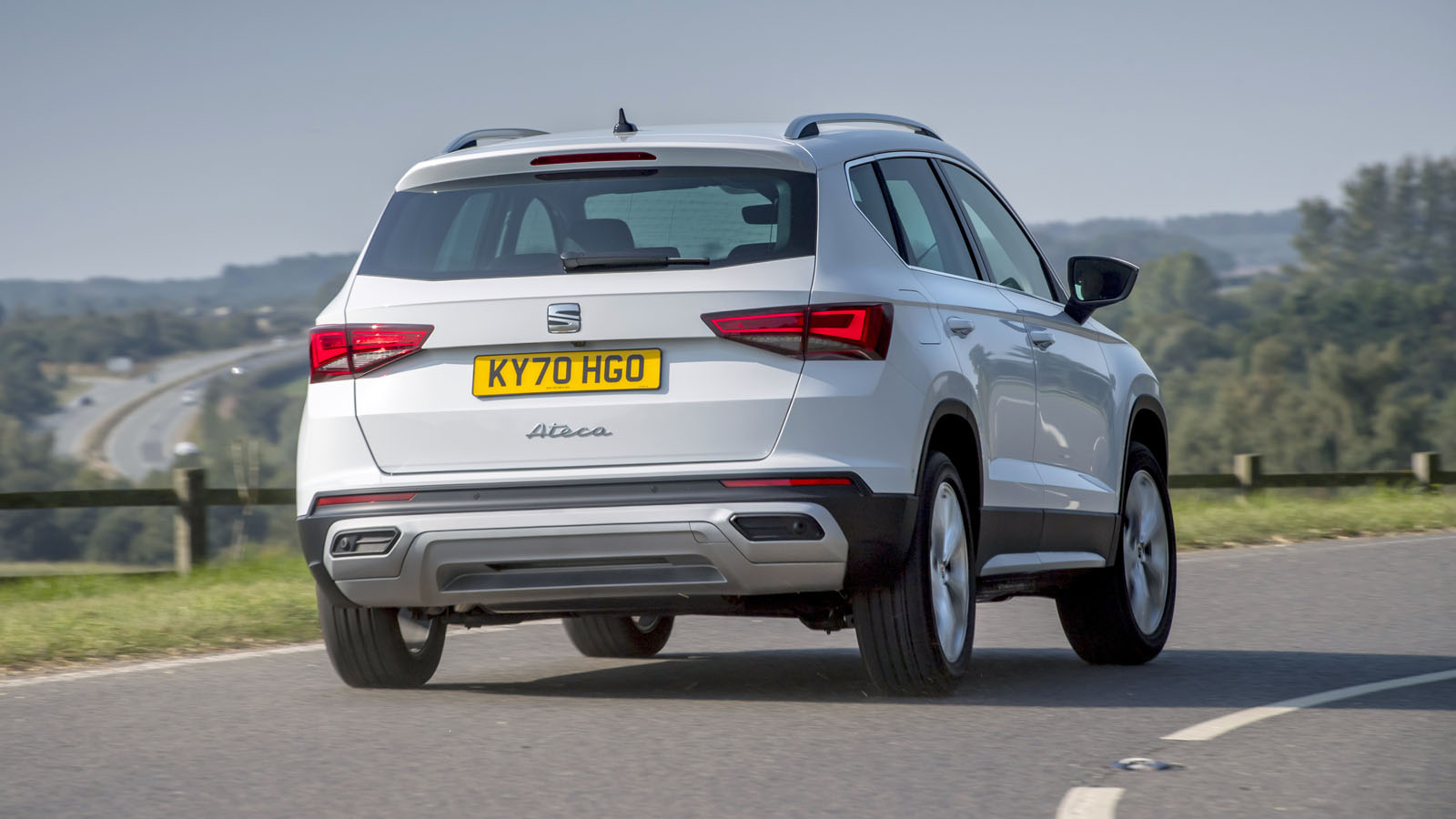 ateca_xperience_1.5_tsi_white_2020_030.jpg