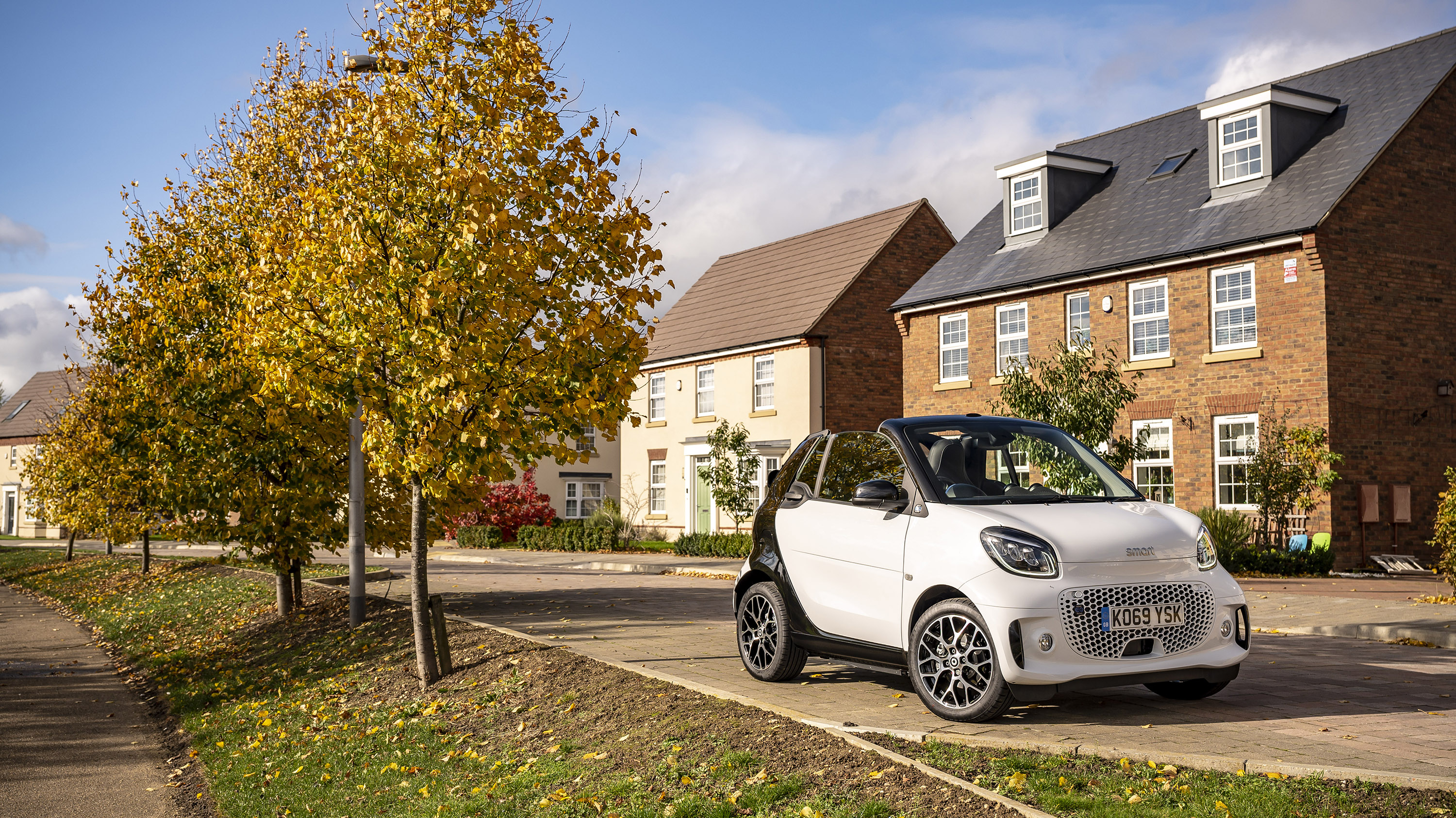 smart fortwo 2024 Reviews, News, Specs & Prices - Drive