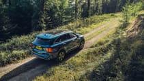 large-15704-kiasorento-4hev1.6t-gdi6-speedawd-mineralblue.jpg