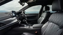 p90404889_highres_bmw-m550i_0.jpg