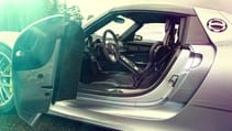 porsche_918_6.jpg
