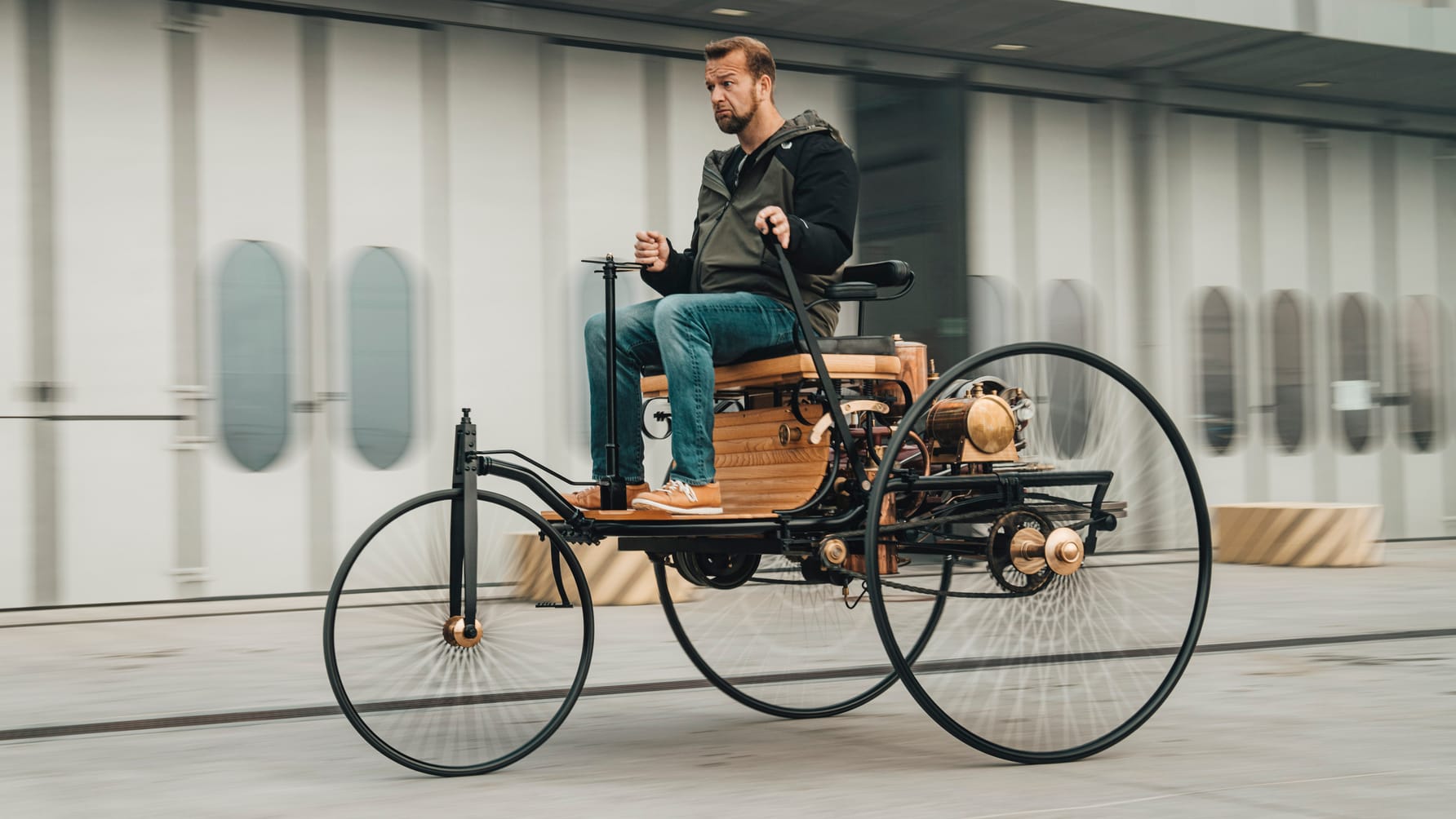 The Benz Motorwagen: The Little Car That Changed Everything! - iyebjwq