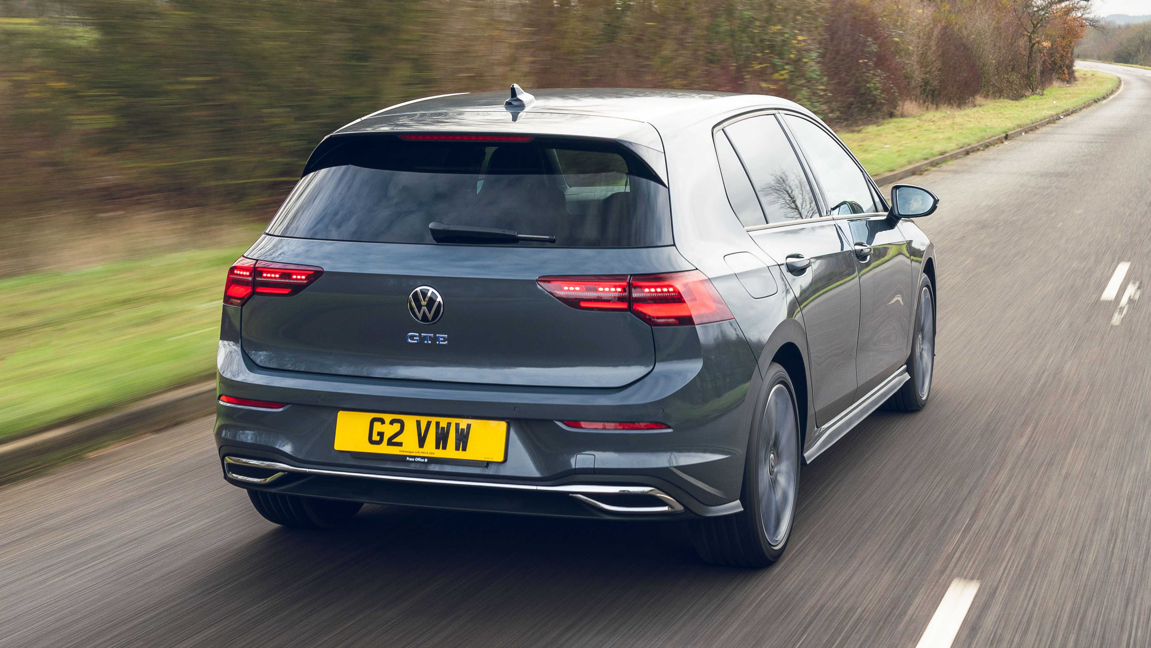 VW Golf GTE Is the 242-HP Hybrid Performance Version of New Golf