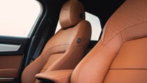 jag_xf_21my_interior_270121_5990.jpg