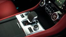 jag_f-pace_21my_interior_detail_030221_8939.jpg