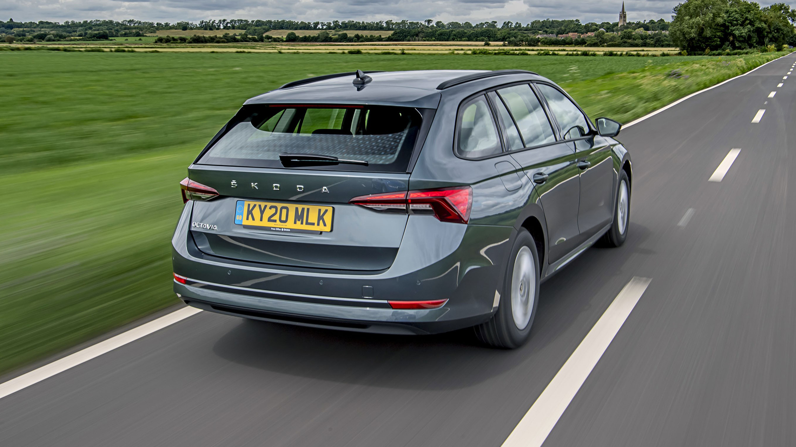 Skoda Octavia Estate Review 2024