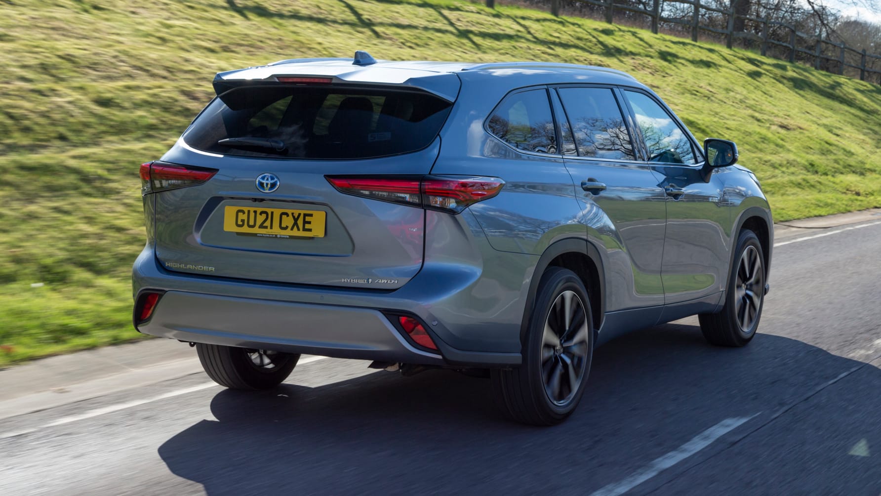 Toyota Highlander Review 2025 Top Gear