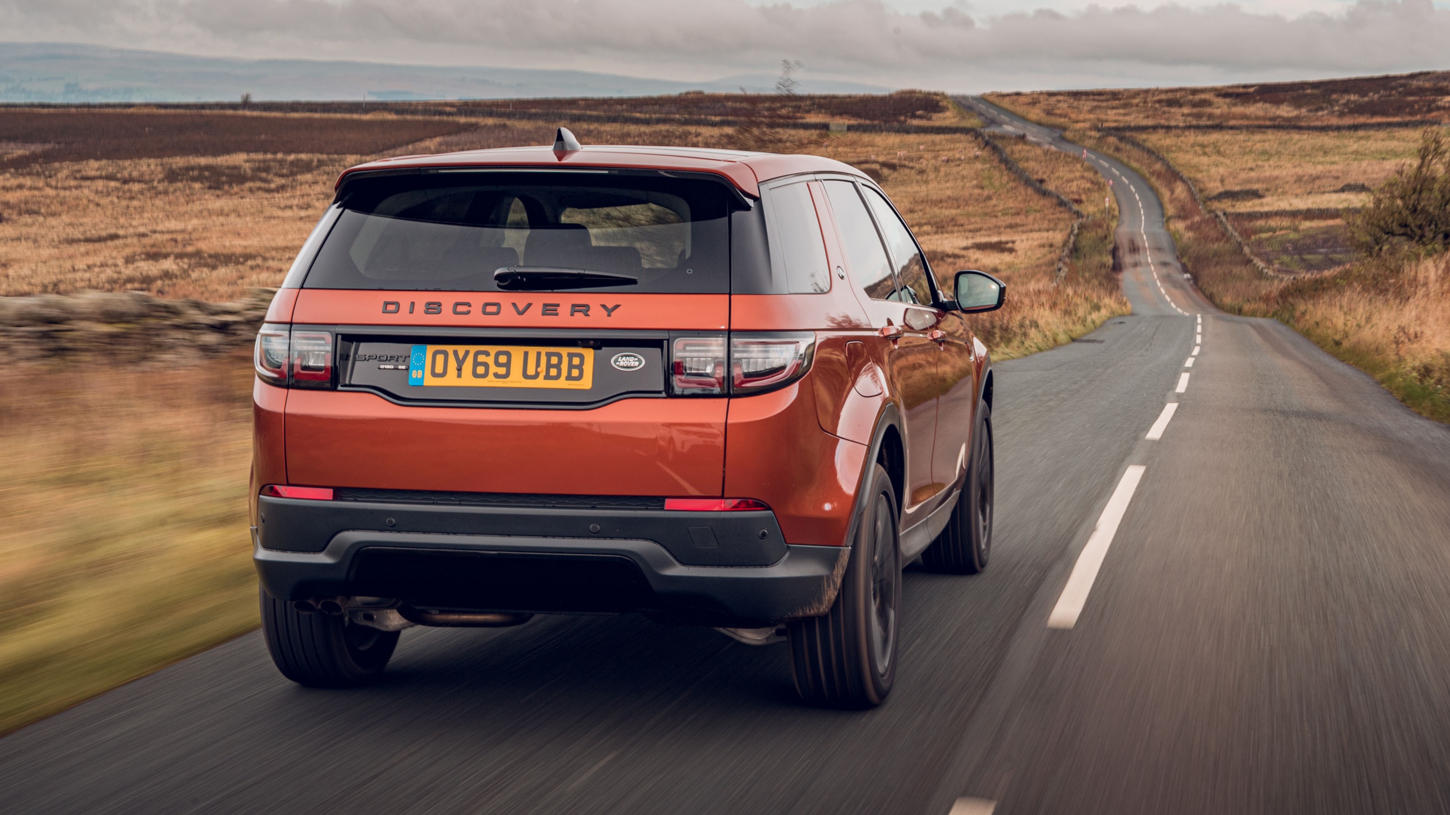 Land Rover Discovery Sport Review 2024