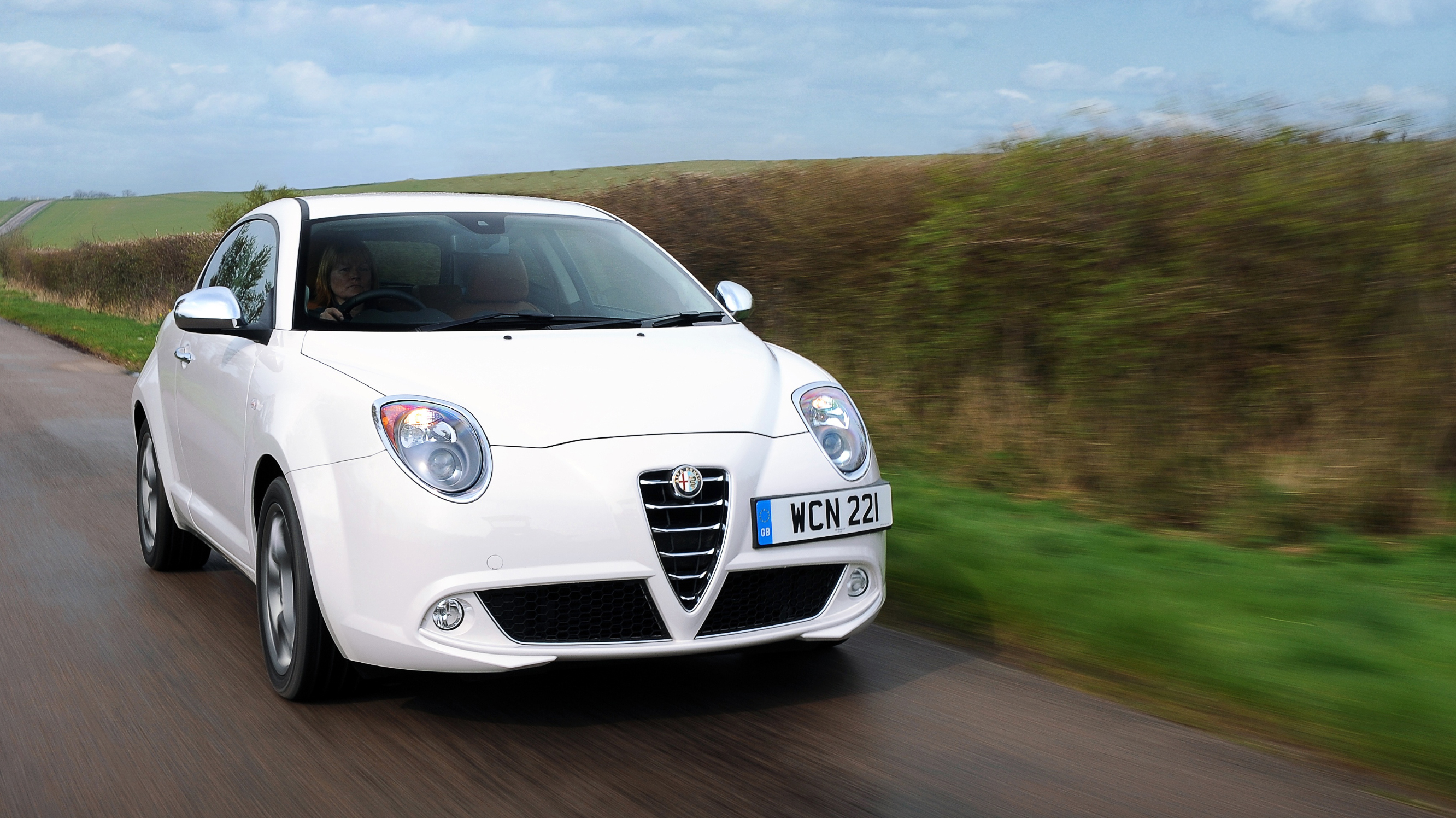 Cool Car For Young Drivers? The 170PS Alfa Romeo MiTO QV Review 