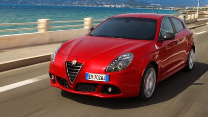 Alfa Romeo Giulietta Cloverleaf/QV front three quarter red