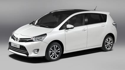 oortelefoon benzine Luipaard Toyota Verso Review 2022 | Top Gear