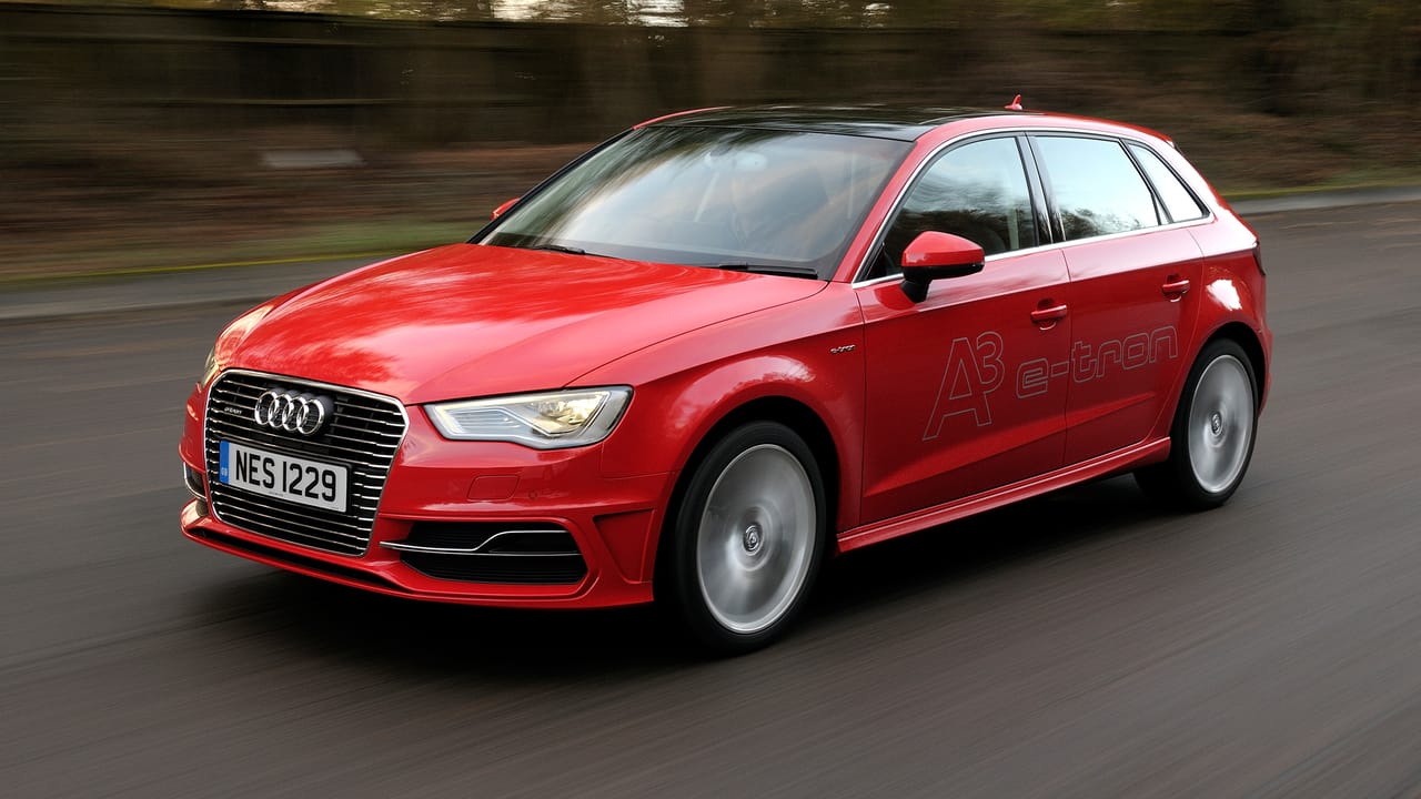 Slink Per Zenuw Audi A3 E-Tron Review 2022 | Top Gear