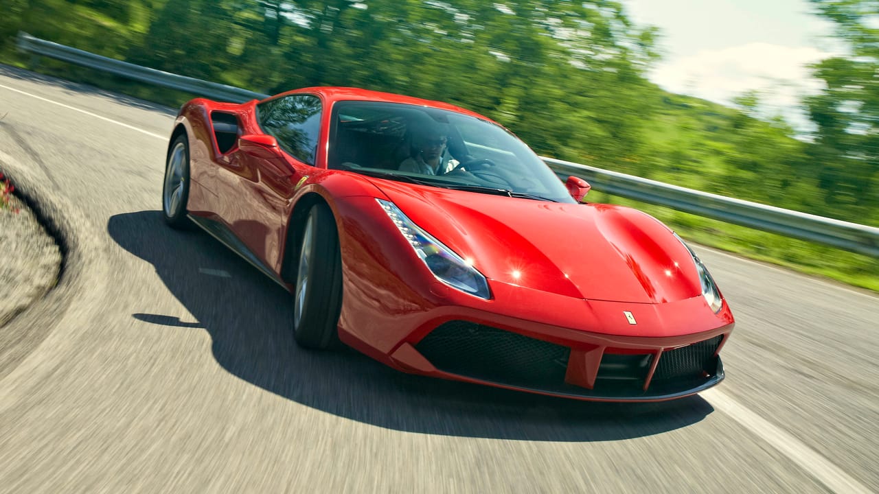 Ferrari 488 GTB 2015 суперкар