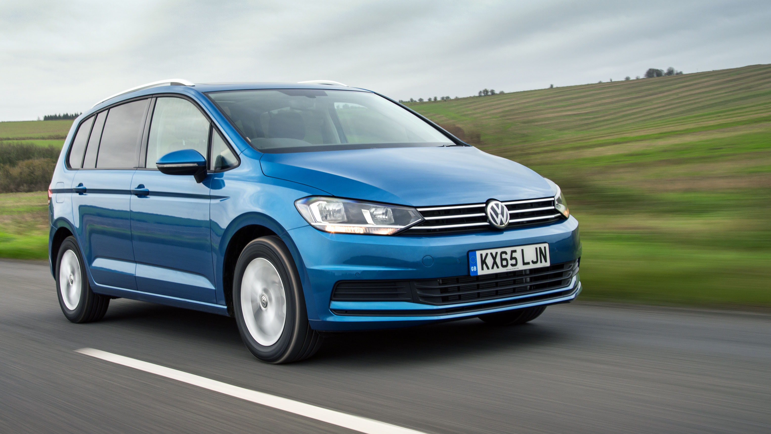 spoor een vergoeding Museum Volkswagen Touran Review 2022 | Top Gear